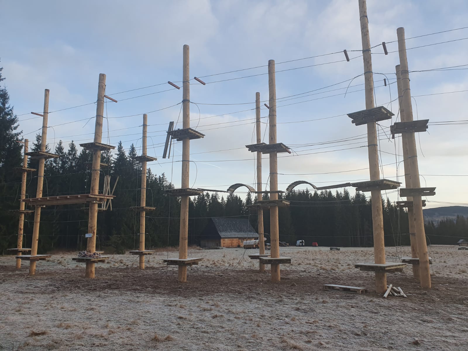 Construction of rope parks