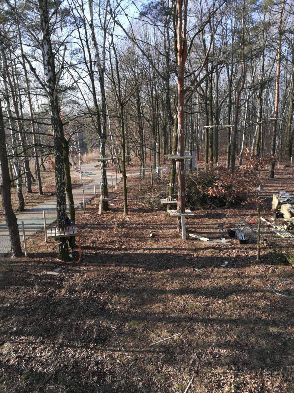 Zdjęcia z budowy Parku Linowego w Turawie - Opole